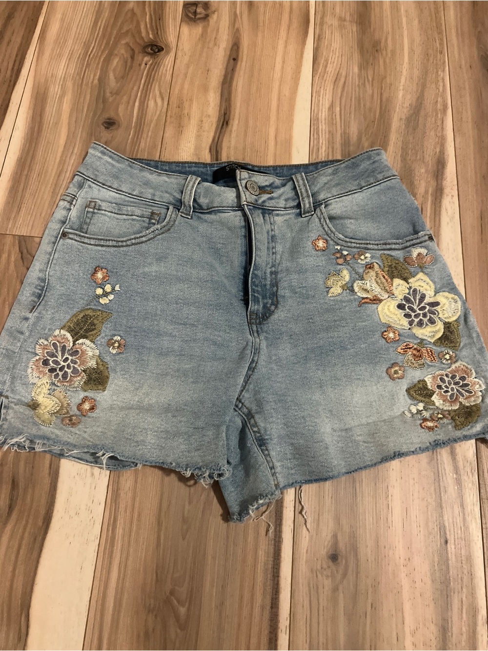 Light Blue Embroidered Denim Shorts - Women's Floral Trim